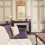 公寓 La Maison De La Liberte Jeanne Barret 普瓦捷