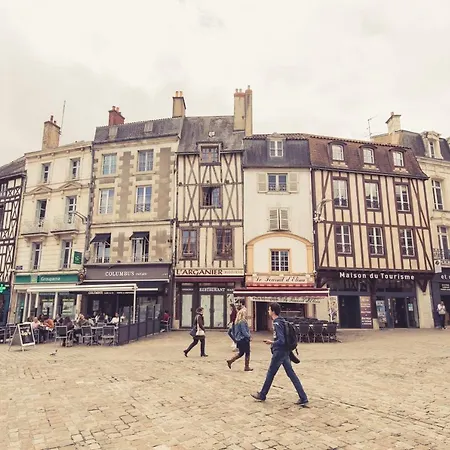 Lägenhet La Maison De La Liberte Jeanne Barret Poitiers