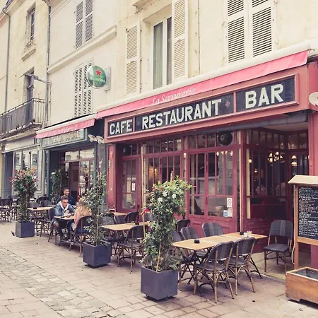 La Maison De La Liberte Jeanne Barret Apartment